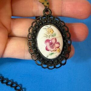 Floral Pendant Necklace with Black Frame